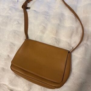 St John’s Bay tan leather bag
